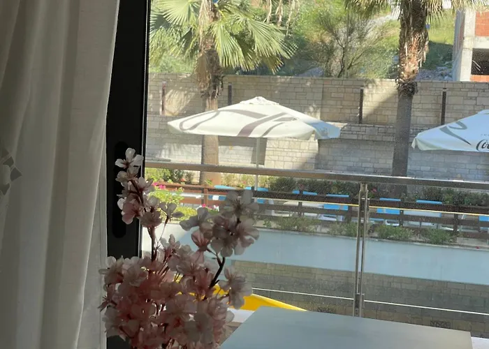 Apartment 2 Bedroom Free Park Wifi *