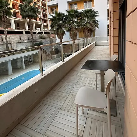 2 Bedroom Free Park Wifi Apartment *