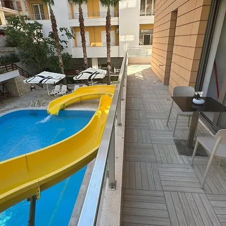 2 Bedroom Pool View Apartment *