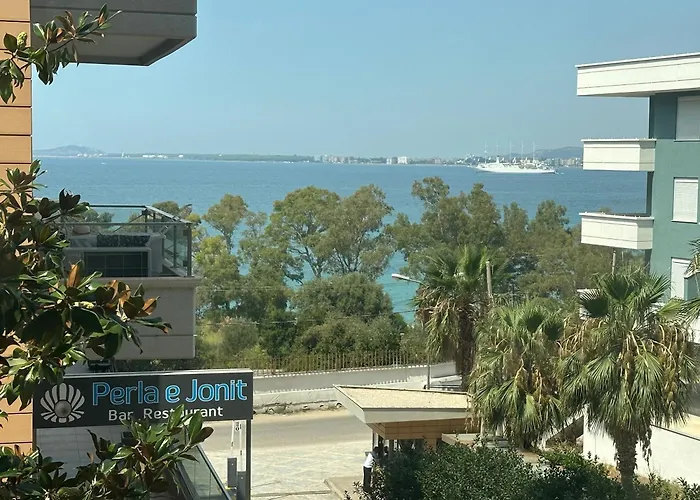 2 Bedroom Pool View