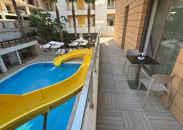 2 Bedroom Pool View Apartment *